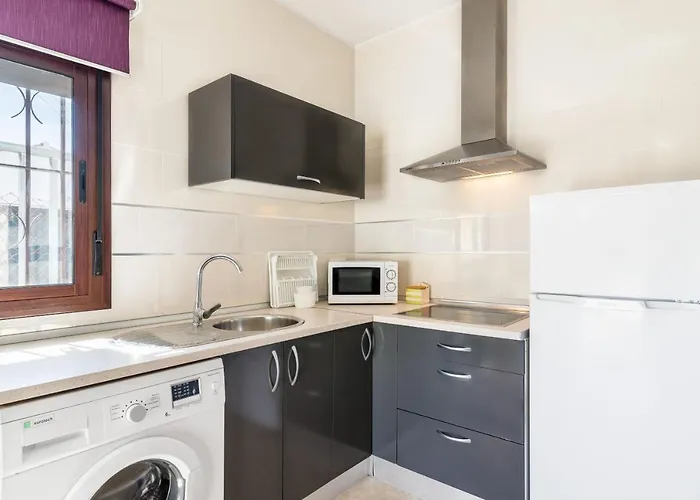 Magnolia A - Solo Familias * Кониль-де-ла-Фронтера